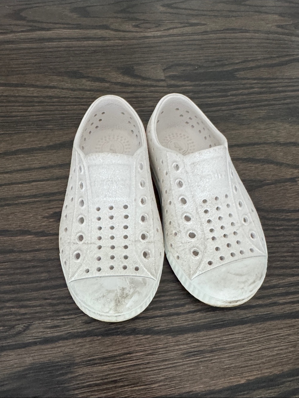 Native Kids 7 Sparkle White Slip-On Perforated Rubber Shoes